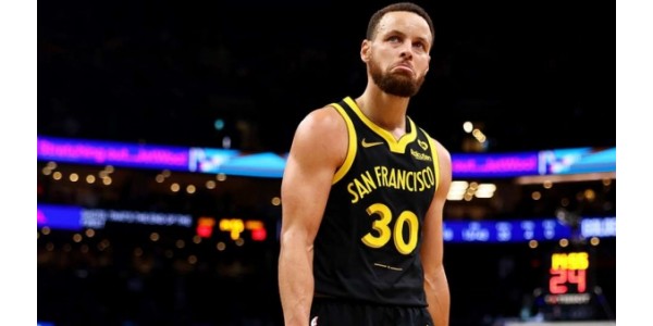 Boston Celticsi su pobijedili Golden State Warriorse s 52 poena razlike